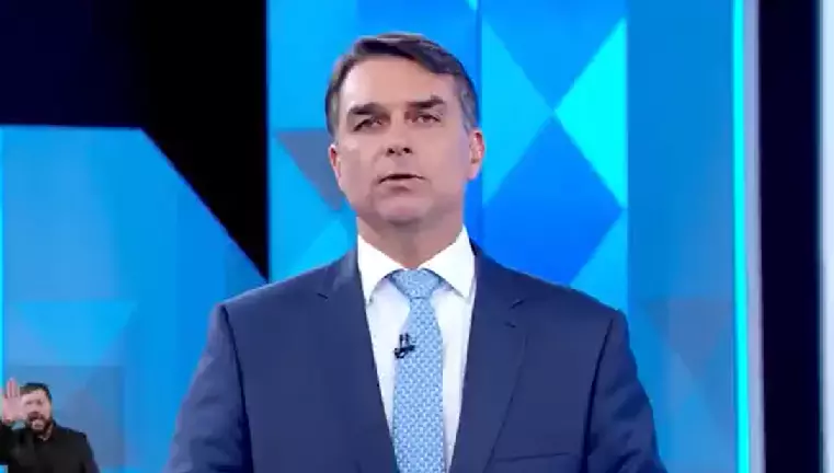 Brazils Flávio Bolsonaro, family will get US visas after election loss: State Department Brazils Flávio Bolsonaro, family will get US visas after election loss: State Department